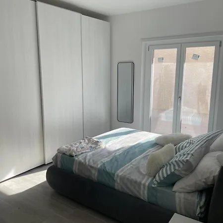 Modern With Private Garden Apartman Soverato Superiore